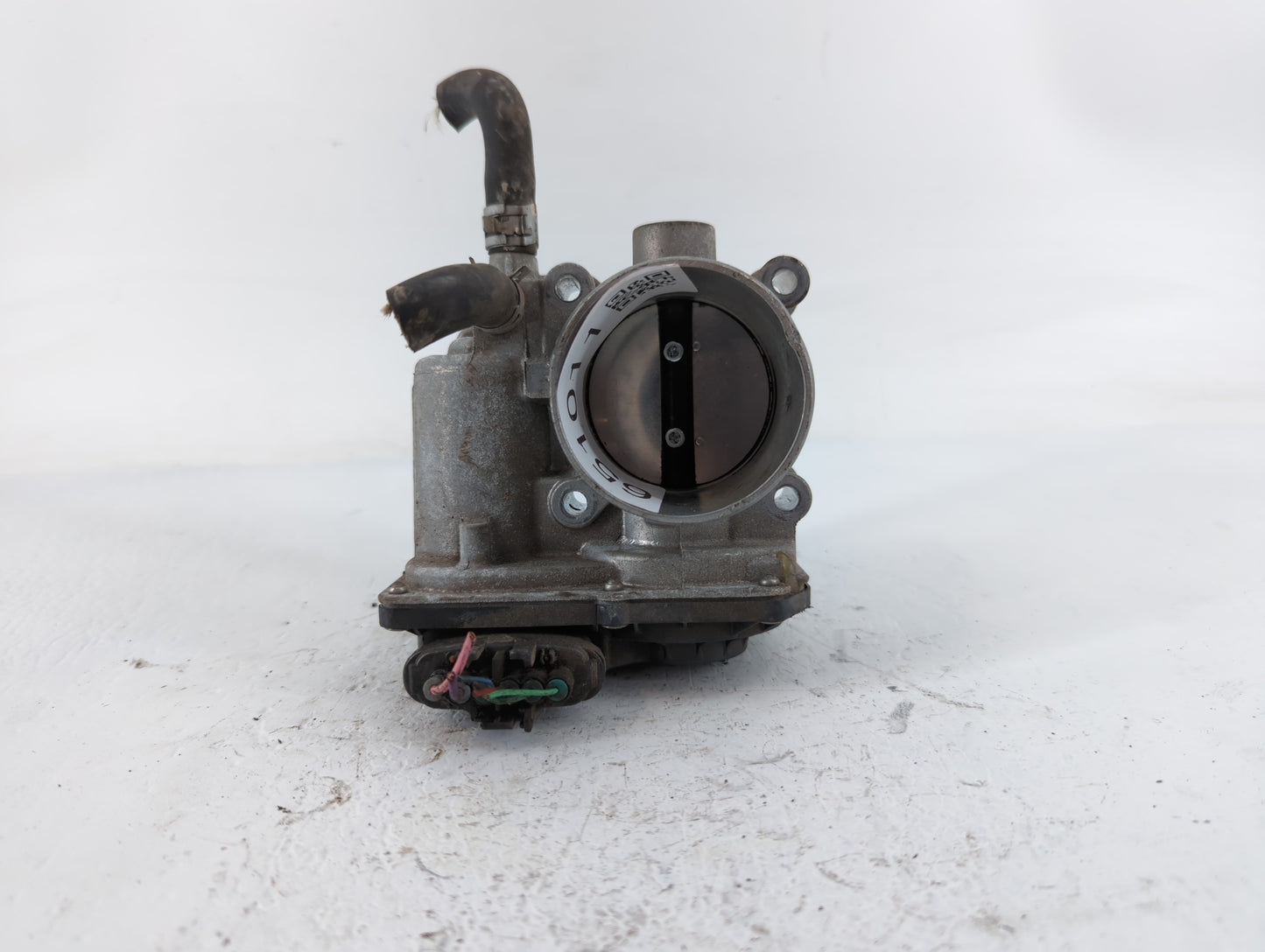 2011-2019 Toyota Corolla Throttle Body P/N:22030-0T080 Fits Fits 2011 2012 2013 2014 2015 2016 2017 2018 2019 OEM Used Auto 