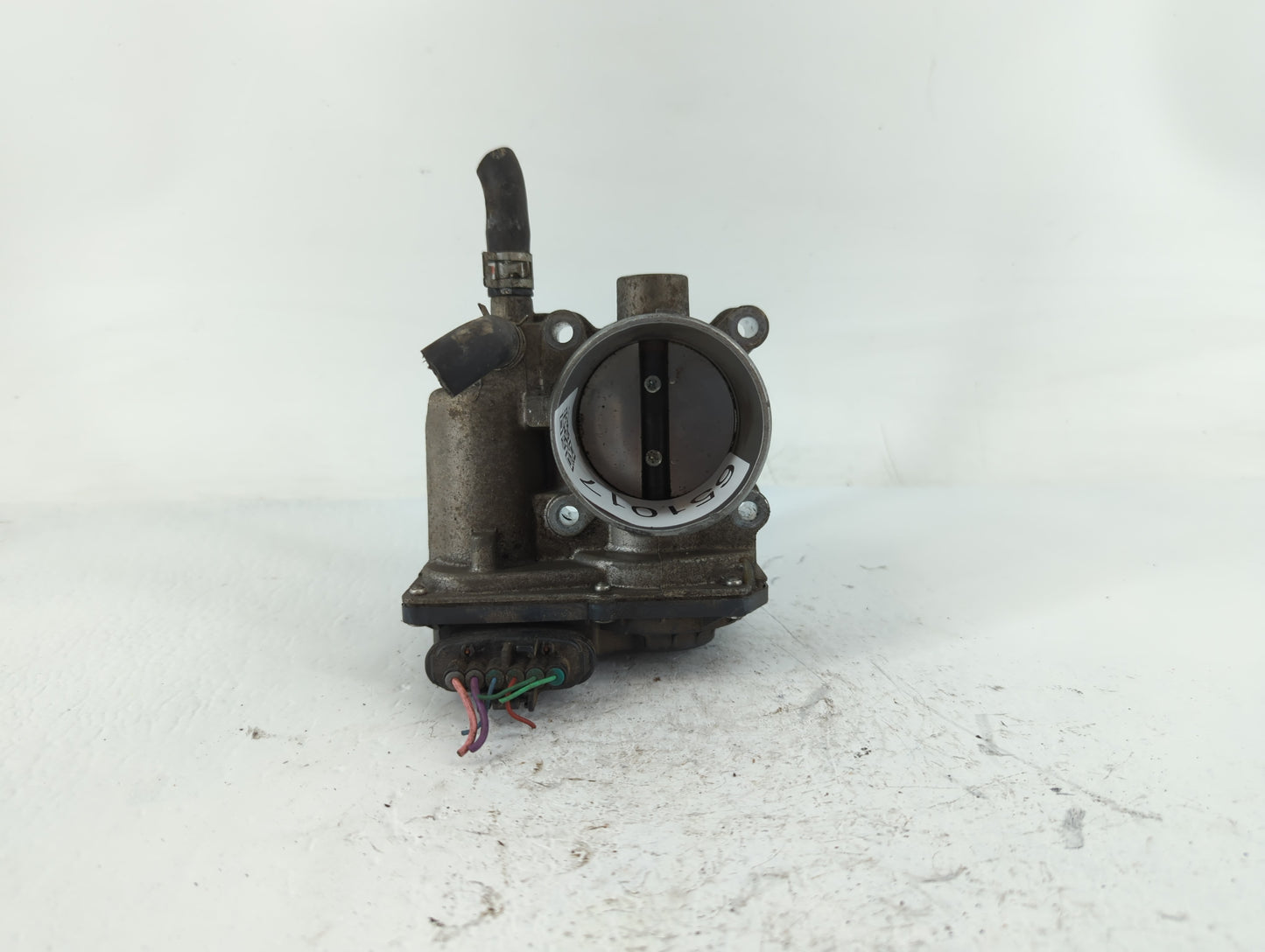 2011-2019 Toyota Corolla Throttle Body P/N:22030-0T080 Fits Fits 2011 2012 2013 2014 2015 2016 2017 2018 2019 OEM Used Auto 