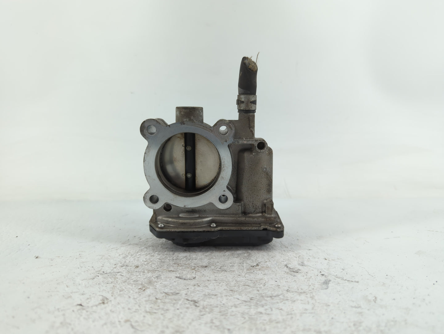 2011-2019 Toyota Corolla Throttle Body P/N:22030-0T080 Fits Fits 2011 2012 2013 2014 2015 2016 2017 2018 2019 OEM Used Auto 