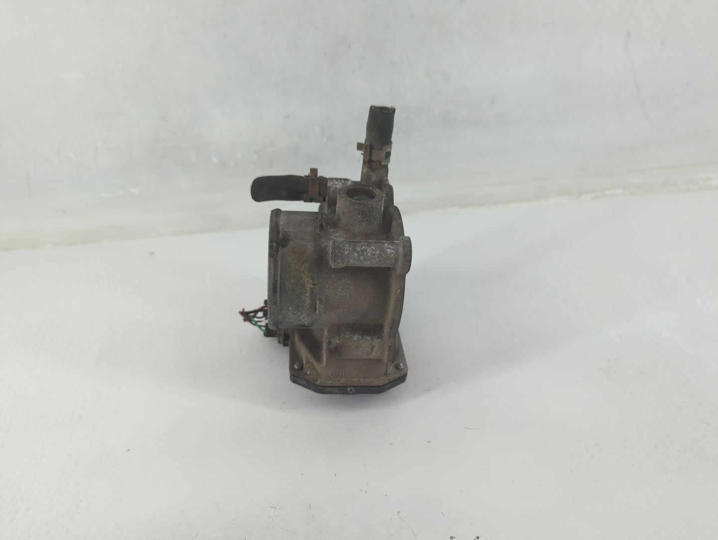 2011-2019 Toyota Corolla Throttle Body P/N:22030-0T080 Fits Fits 2011 2012 2013 2014 2015 2016 2017 2018 2019 OEM Used Auto 