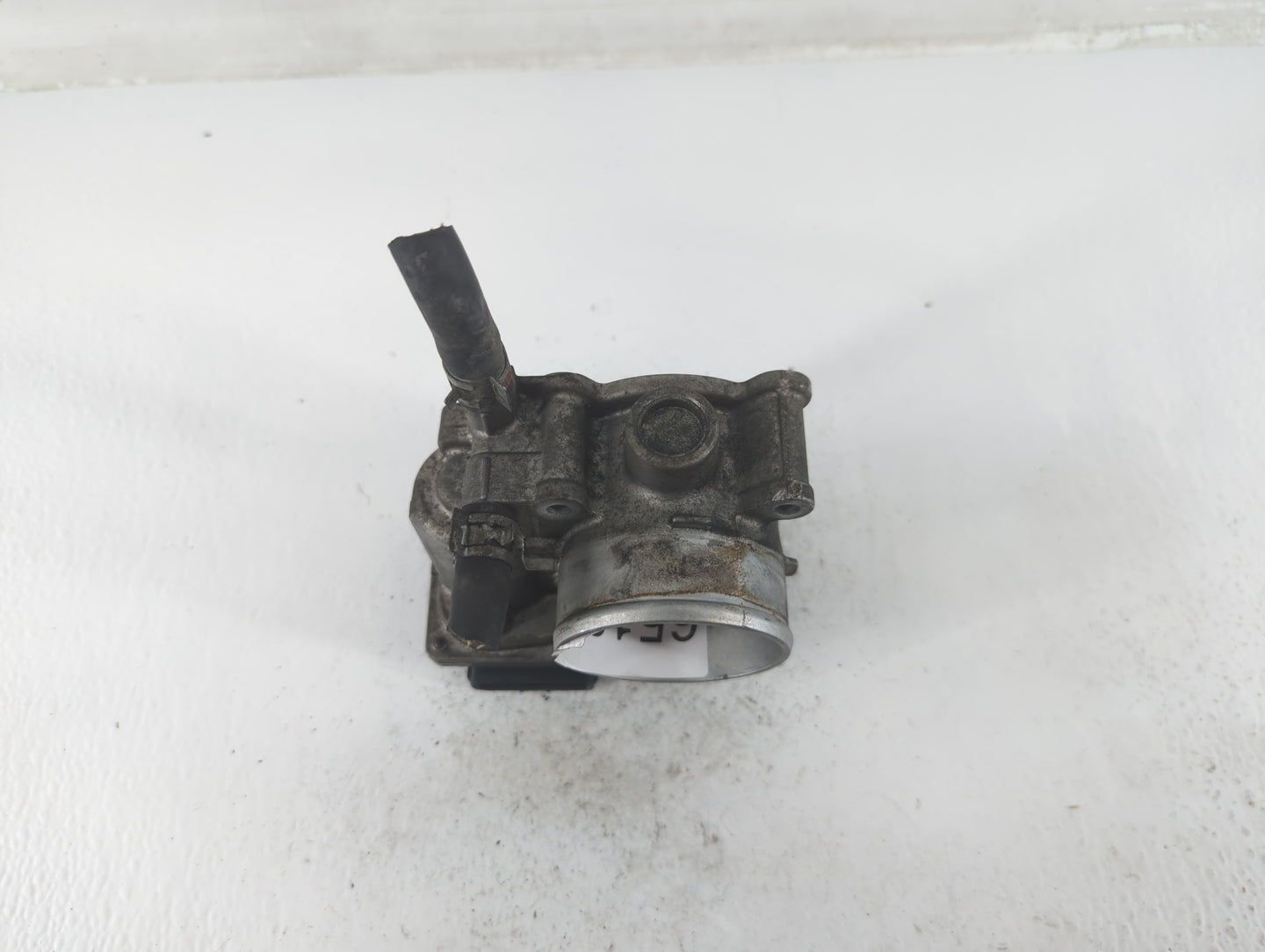 2011-2019 Toyota Corolla Throttle Body P/N:22030-0T080 Fits Fits 2011 2012 2013 2014 2015 2016 2017 2018 2019 OEM Used Auto 