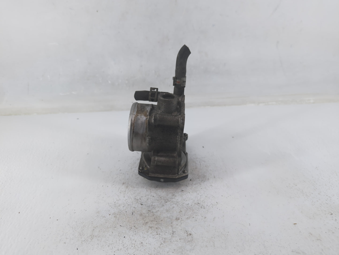 2011-2019 Toyota Corolla Throttle Body P/N:22030-0T080 Fits Fits 2011 2012 2013 2014 2015 2016 2017 2018 2019 OEM Used Auto 