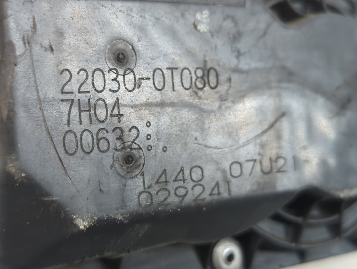 2011-2019 Toyota Corolla Throttle Body P/N:22030-0T080 Fits Fits 2011 2012 2013 2014 2015 2016 2017 2018 2019 OEM Used Auto 