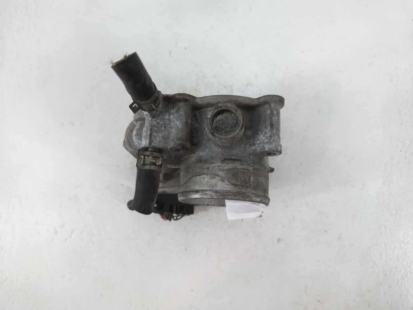 2011-2019 Toyota Corolla Throttle Body P/N:22030-0T080 Fits Fits 2011 2012 2013 2014 2015 2016 2017 2018 2019 OEM Used Auto 