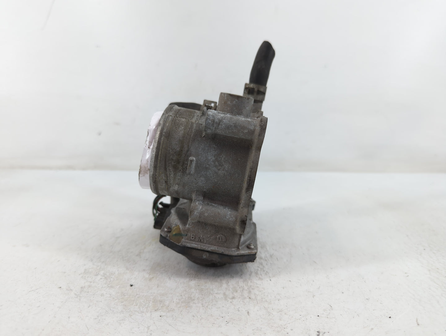 2011-2019 Toyota Corolla Throttle Body P/N:22030-0T080 Fits Fits 2011 2012 2013 2014 2015 2016 2017 2018 2019 OEM Used Auto 