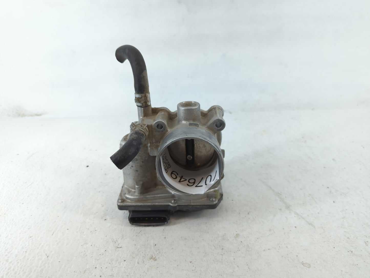 2011-2019 Toyota Corolla Throttle Body P/N:22030-0T080 Fits Fits 2011 2012 2013 2014 2015 2016 2017 2018 2019 OEM Used Auto 