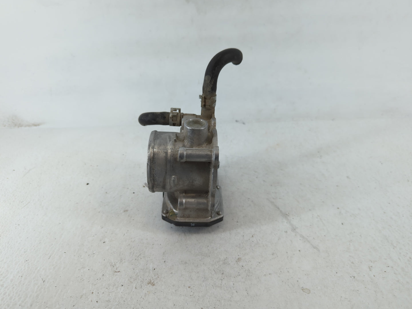 2011-2019 Toyota Corolla Throttle Body P/N:22030-0T080 Fits Fits 2011 2012 2013 2014 2015 2016 2017 2018 2019 OEM Used Auto 