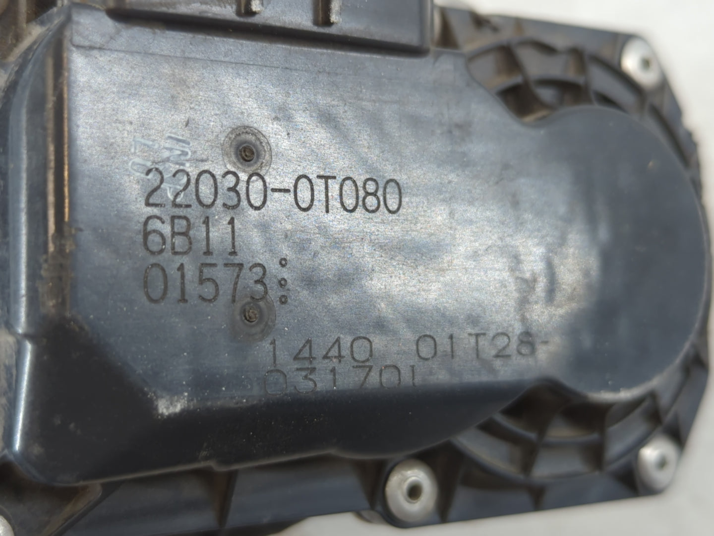 2011-2019 Toyota Corolla Throttle Body P/N:22030-0T080 Fits Fits 2011 2012 2013 2014 2015 2016 2017 2018 2019 OEM Used Auto 