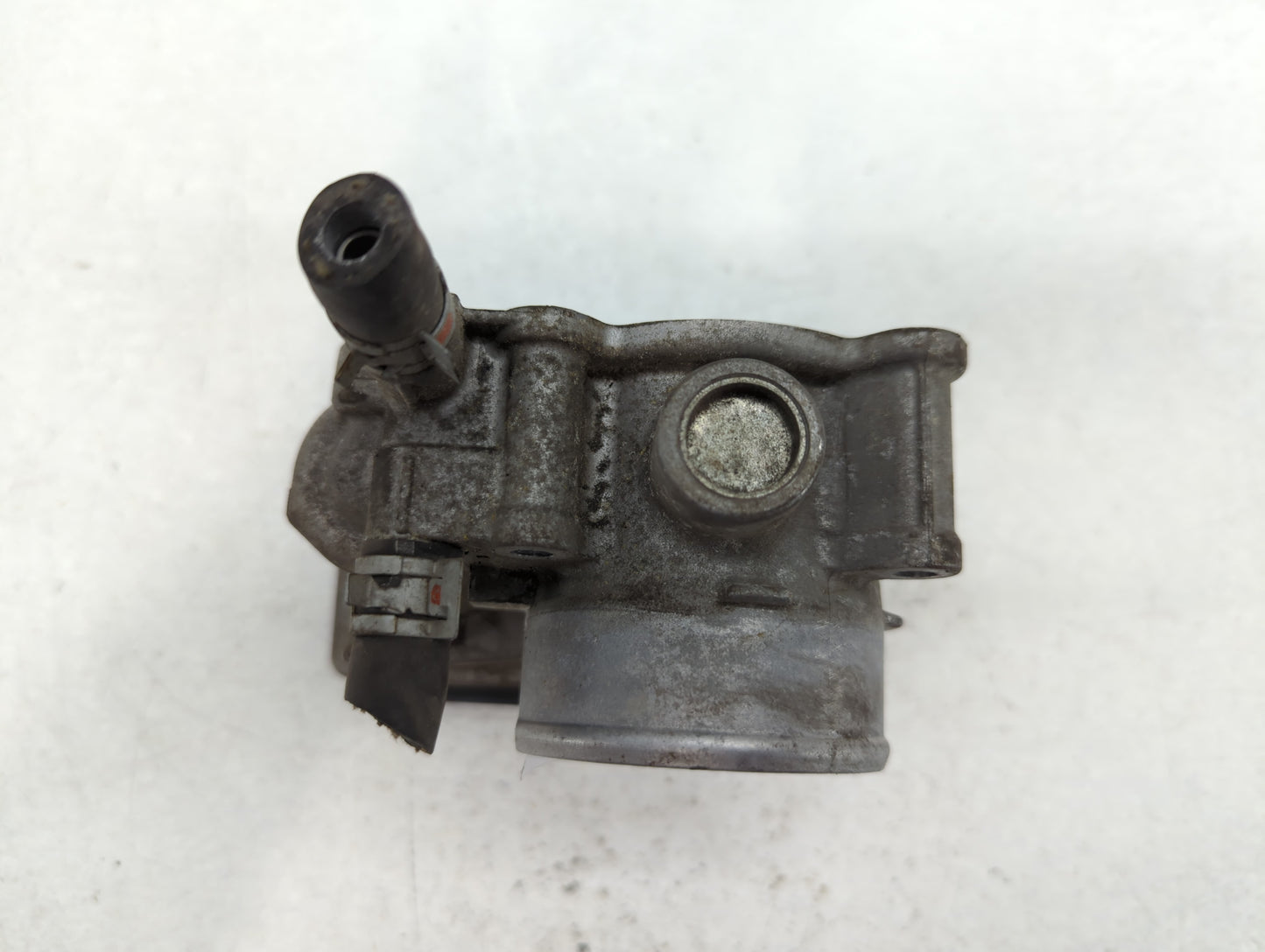 2011-2019 Toyota Corolla Throttle Body P/N:22030-0T080 Fits Fits 2011 2012 2013 2014 2015 2016 2017 2018 2019 OEM Used Auto 