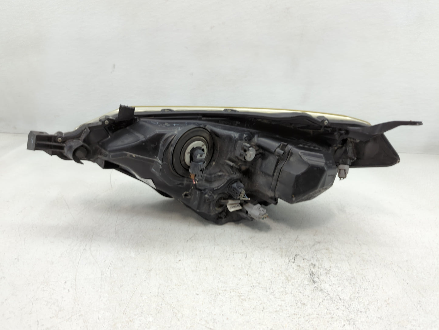 2014-2016 Toyota Corolla Passenger Right Oem Head Light Headlight Lamp - Oemusedautoparts1.com