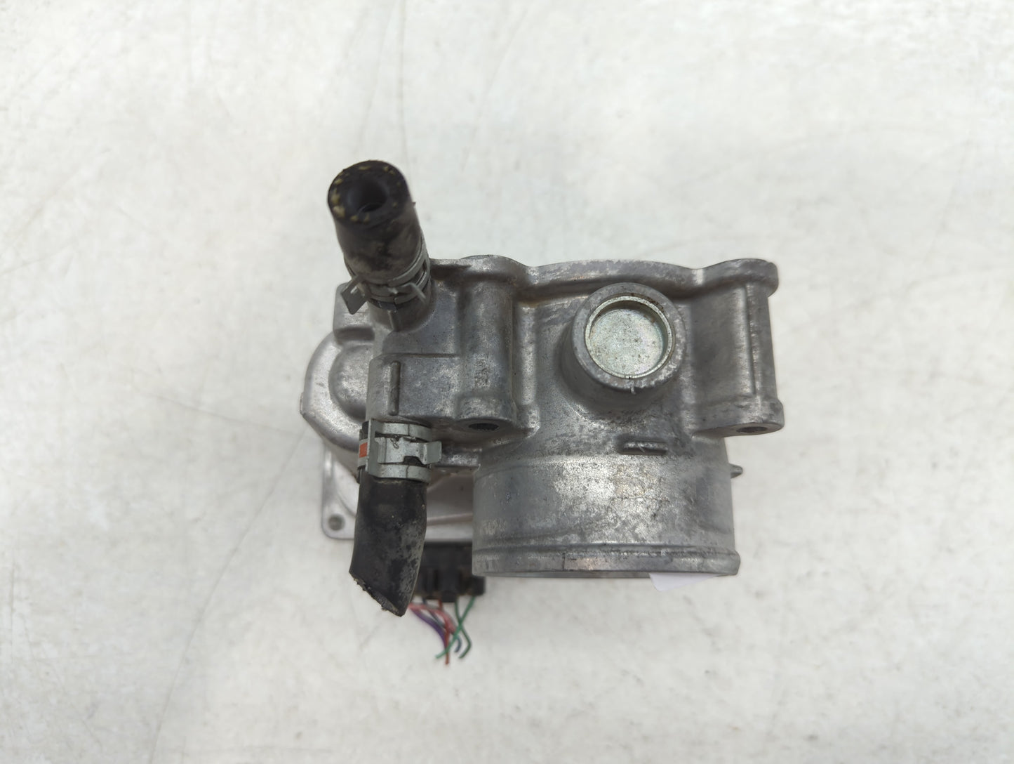 2011-2019 Toyota Corolla Throttle Body P/N:22030-0T080 Fits Fits 2011 2012 2013 2014 2015 2016 2017 2018 2019 OEM Used Auto 