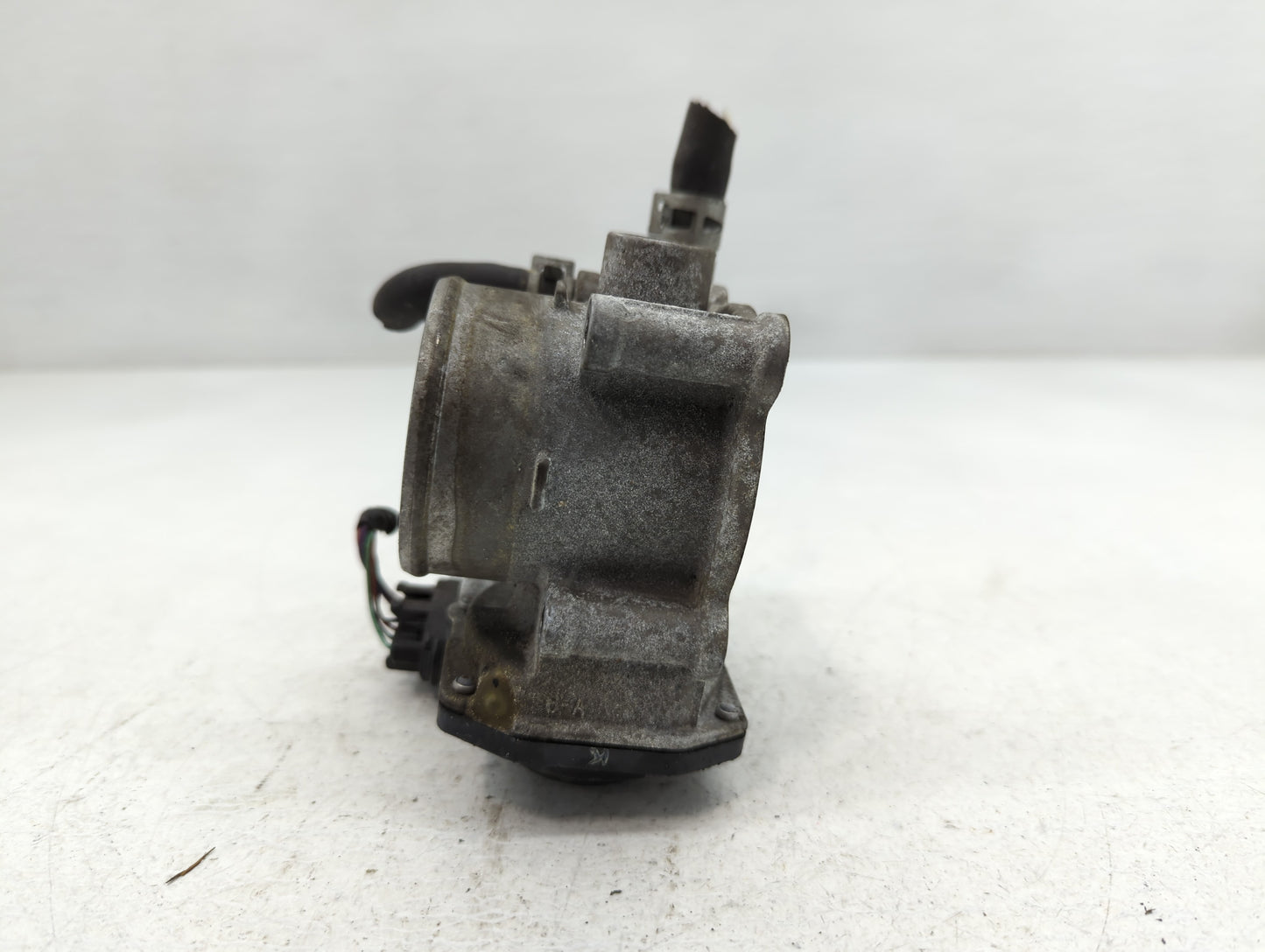 2011-2019 Toyota Corolla Throttle Body P/N:22030-0T080 Fits Fits 2011 2012 2013 2014 2015 2016 2017 2018 2019 OEM Used Auto 
