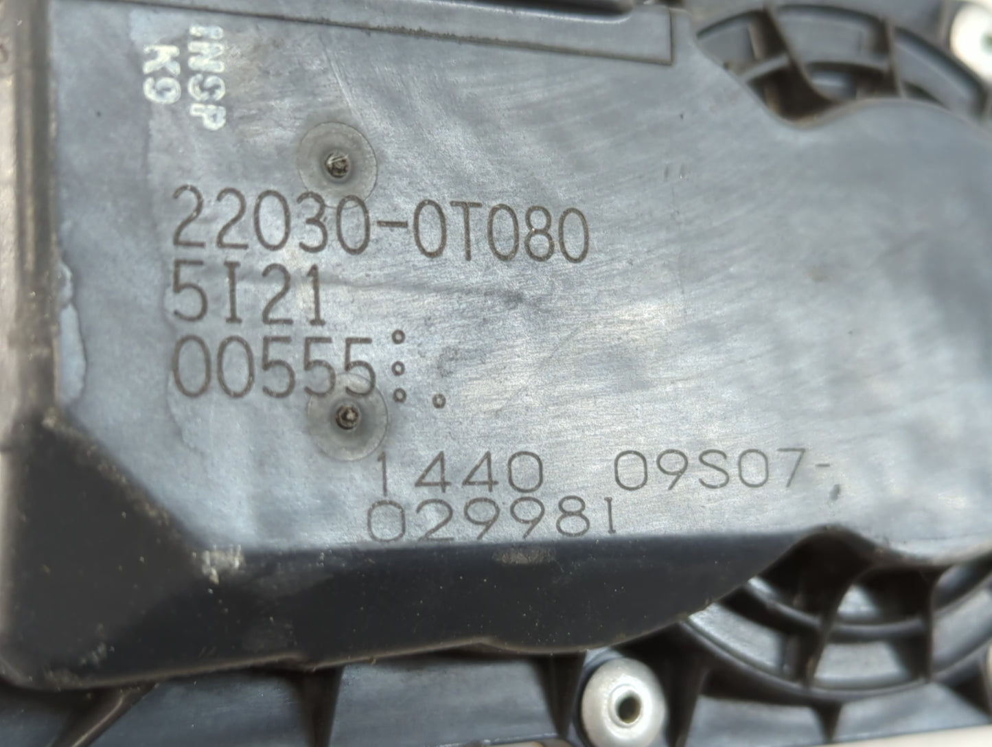 2011-2019 Toyota Corolla Throttle Body P/N:22030-0T080 Fits Fits 2011 2012 2013 2014 2015 2016 2017 2018 2019 OEM Used Auto 