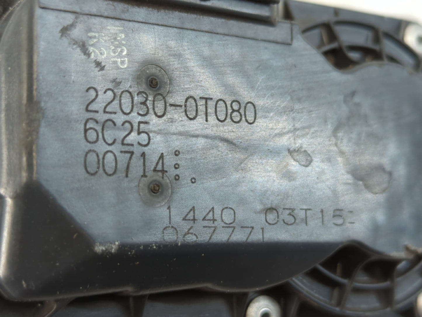2011-2019 Toyota Corolla Throttle Body P/N:22030-0T080 Fits Fits 2011 2012 2013 2014 2015 2016 2017 2018 2019 OEM Used Auto 
