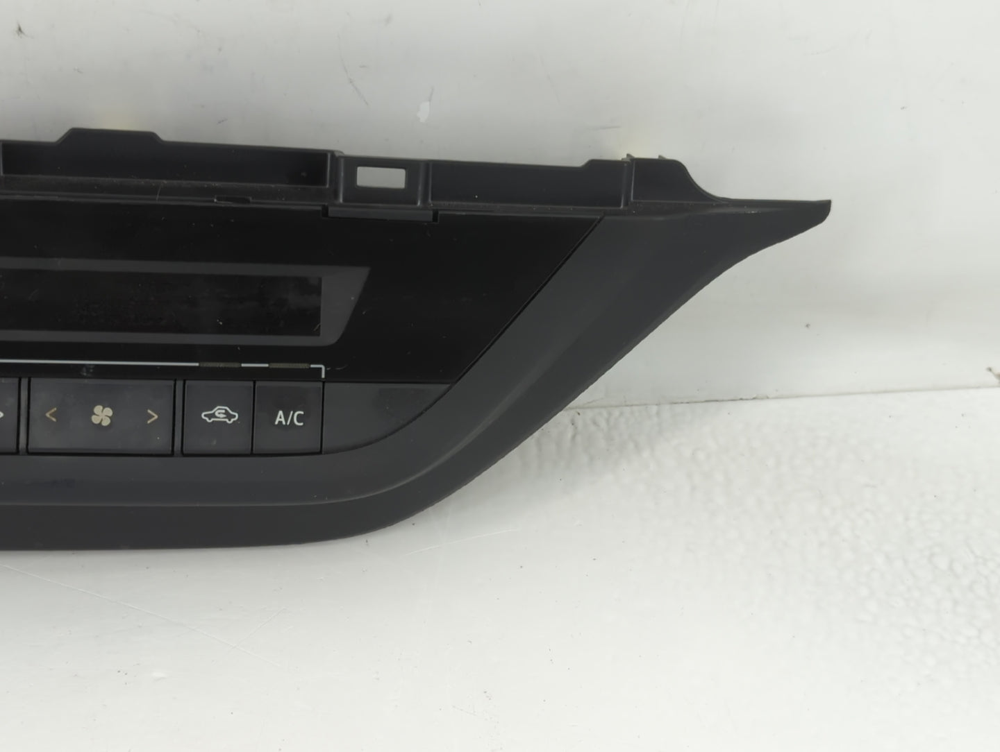 2014-2019 Toyota Corolla Climate Control Module Temperature AC/Heater Replacement P/N:75F832 Fits OEM Used Auto Parts - Oemu
