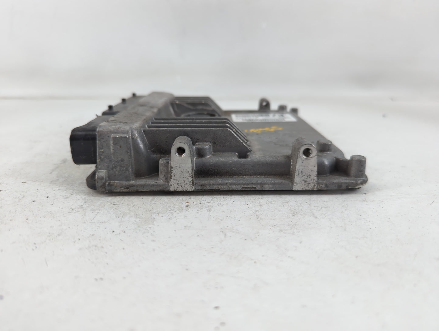 2015-2016 Toyota Corolla PCM Engine Control Computer ECU ECM PCU OEM P/N:89661-0Z630 Fits Fits 2015 2016 OEM Used Auto Parts