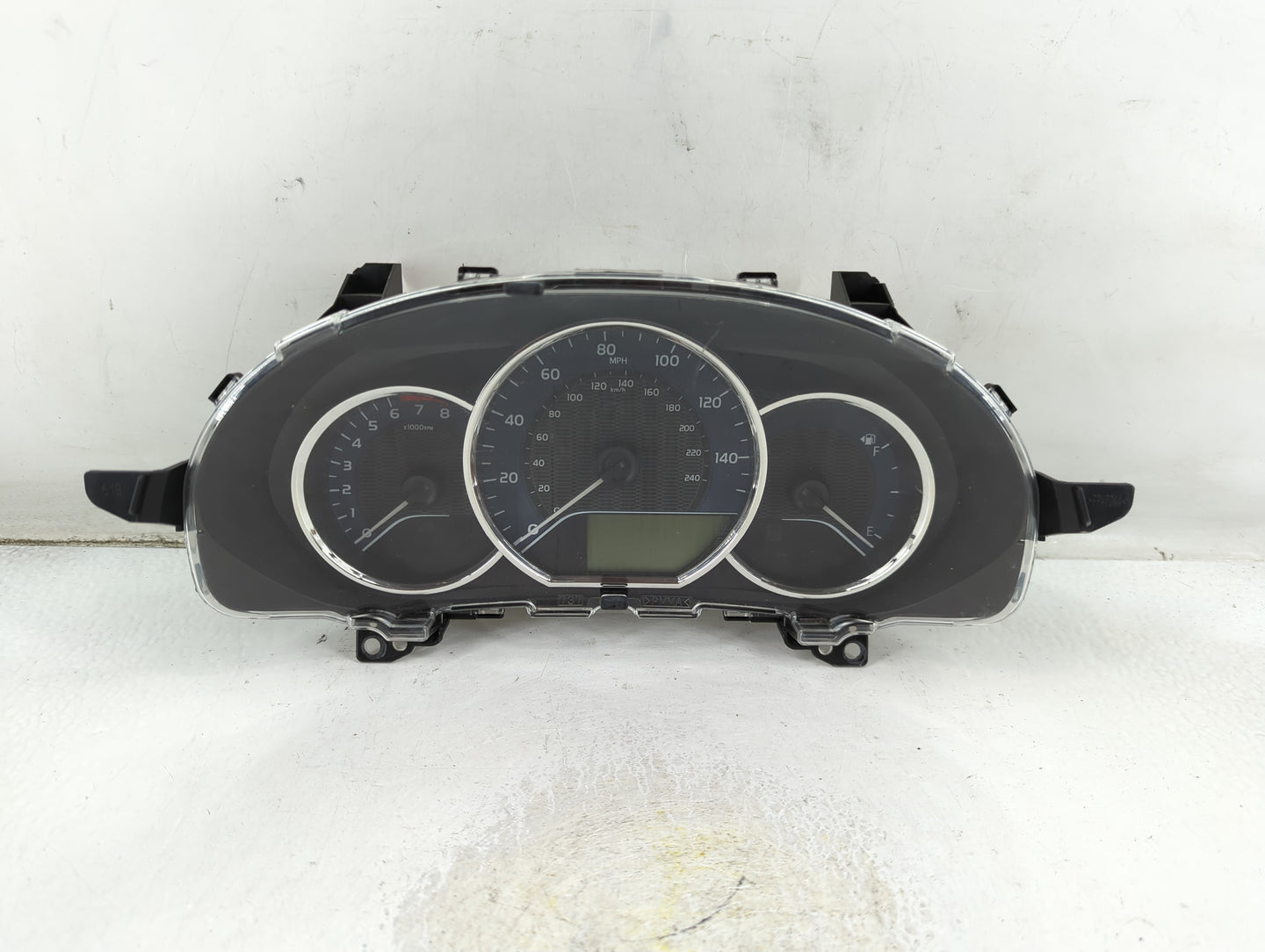 2014-2016 Toyota Corolla Instrument Cluster Speedometer Gauges P/N:83800-0ZX10 Fits Fits 2014 2015 2016 OEM Used Auto Parts 