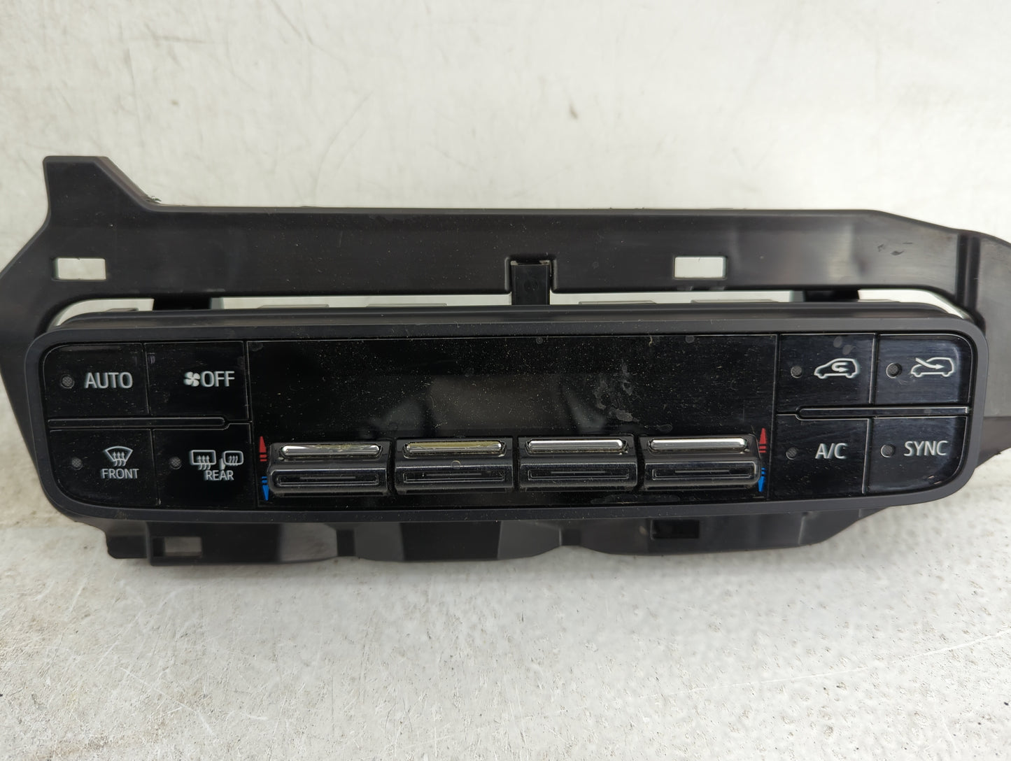 2017-2018 Toyota Corolla Im Climate Control Module Temperature AC/Heater Replacement P/N:55468-12040 Fits Fits 2016 2017 201