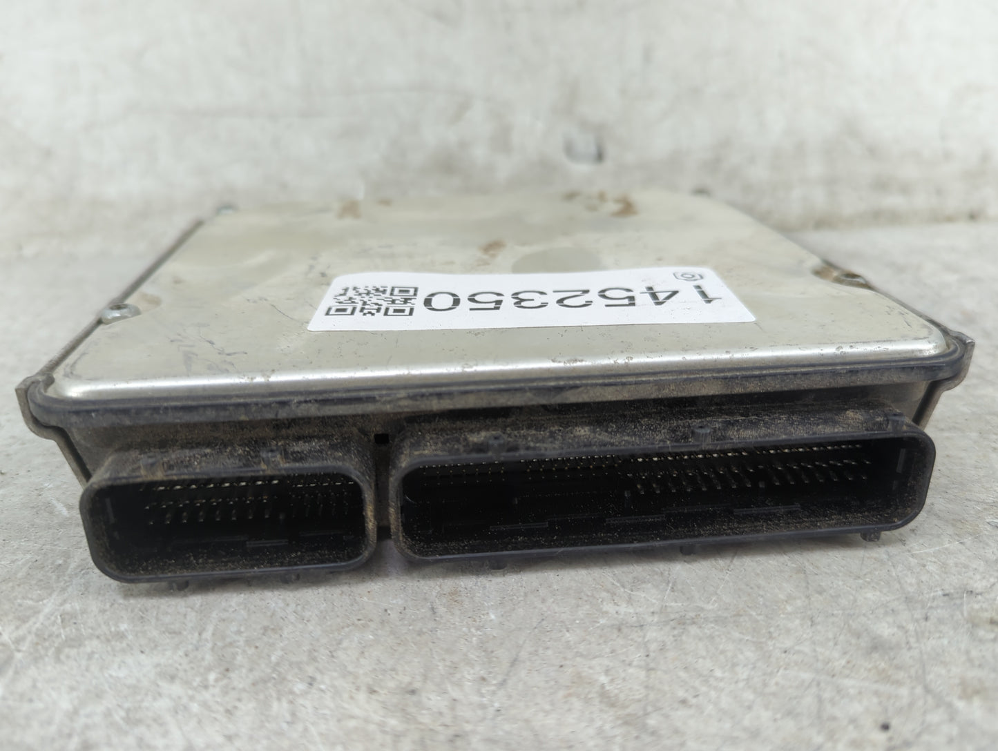 2016 Toyota Corolla Im PCM Engine Control Computer ECU ECM PCU OEM P/N:89661-0W170 Fits OEM Used Auto Parts - Oemusedautopar