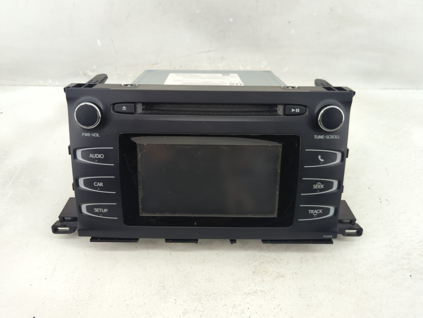 2016 Toyota Highlander Radio AM FM Cd Player Receiver Replacement P/N:86140-0E200 Fits OEM Used Auto Parts - Oemusedautopart