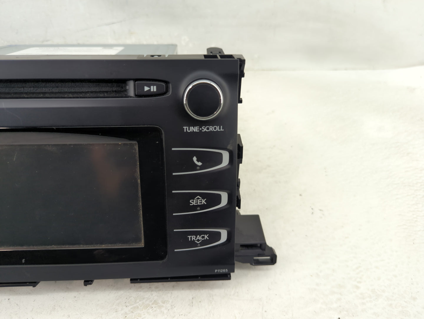 2016 Toyota Highlander Radio AM FM Cd Player Receiver Replacement P/N:86140-0E200 Fits OEM Used Auto Parts - Oemusedautopart