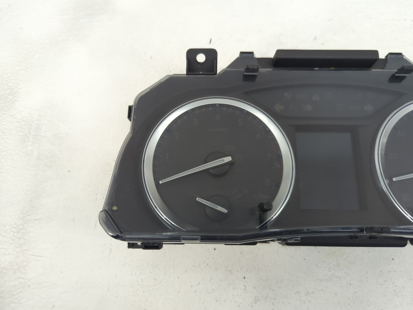 2014-2016 Toyota Highlander Instrument Cluster Speedometer Gauges P/N:TN257470-8007 83800-0E540-00 Fits Fits 2014 2015 2016 