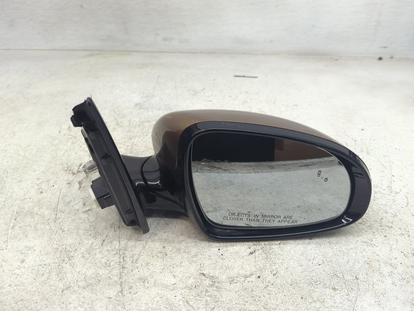 2014-2019 Toyota Highlander Driver Side View Mirror - Left Door Mirror OEM Used - Oemusedautoparts1.com