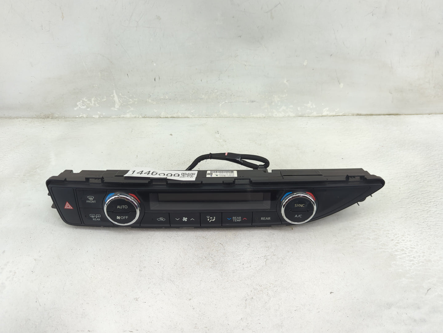 2015-2016 Toyota Highlander Climate Control Module Temperature AC/Heater Replacement P/N:55900-0E400 6C0531990D67AA Fits OEM