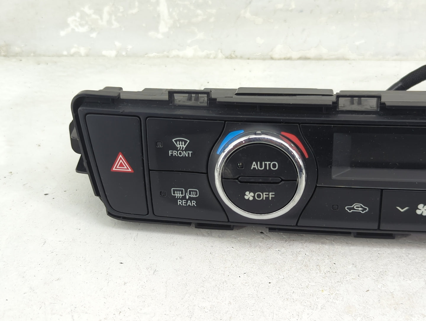 2016 Toyota Highlander Climate Control Module Temperature AC/Heater Replacement Fits OEM Used Auto Parts - Oemusedautoparts1