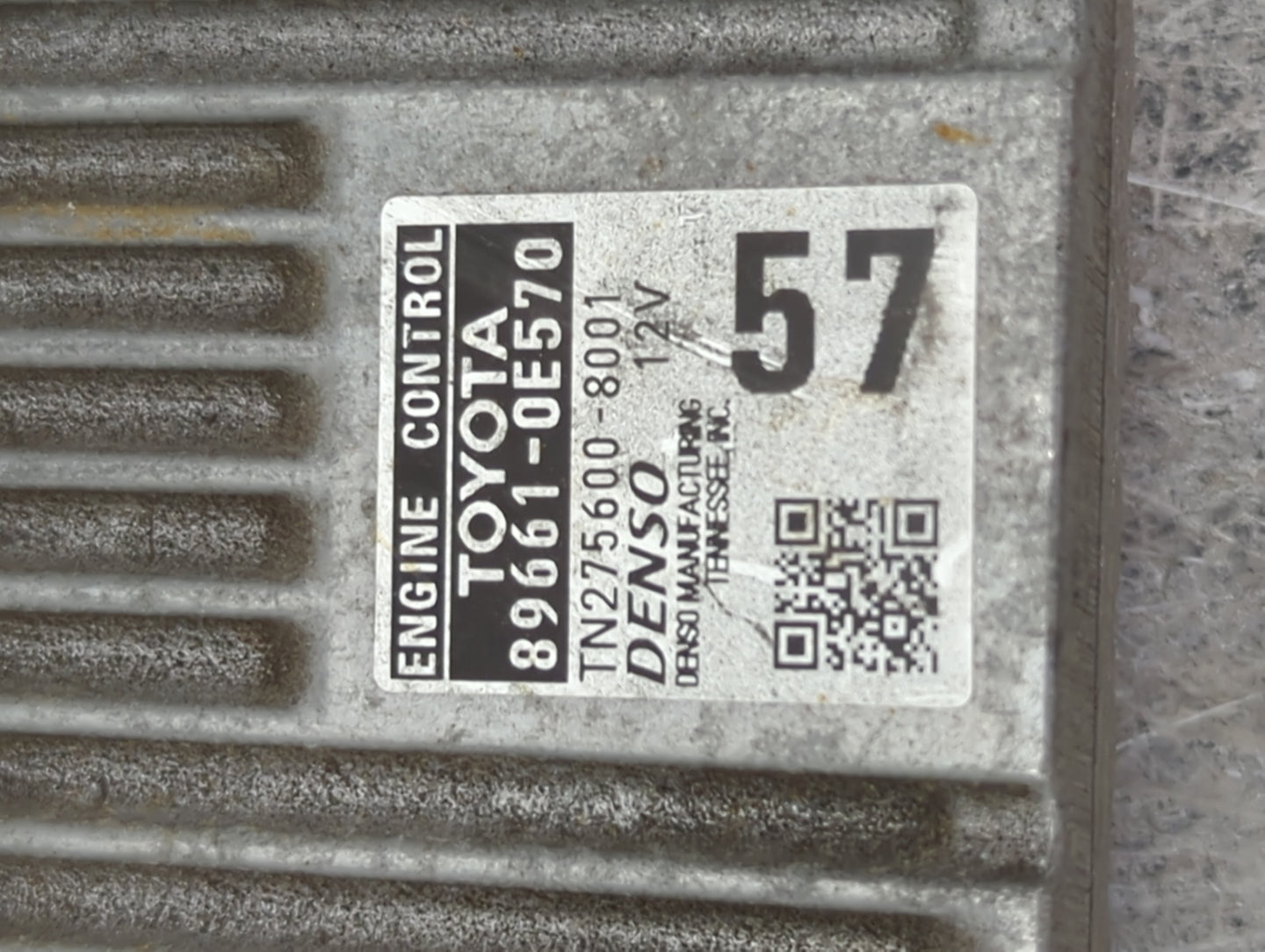 2016 Toyota Highlander PCM Engine Control Computer ECU ECM PCU OEM P/N:89661-0E570 TN275600-8001 Fits OEM Used Auto Parts - 