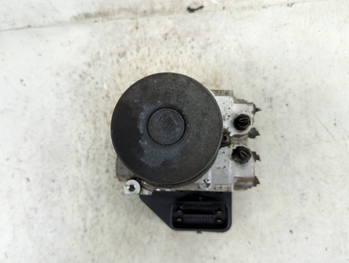 2014-2016 Toyota Highlander ABS Pump Control Module Replacement Fits Fits 2014 2015 2016 OEM Used Auto Parts - Oemusedautopa