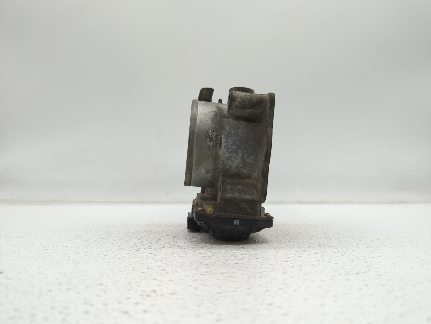 2008-2016 Toyota Highlander Throttle Body P/N:22030-0P050 22030-31030 Fits OEM Used Auto Parts - Oemusedautoparts1.com