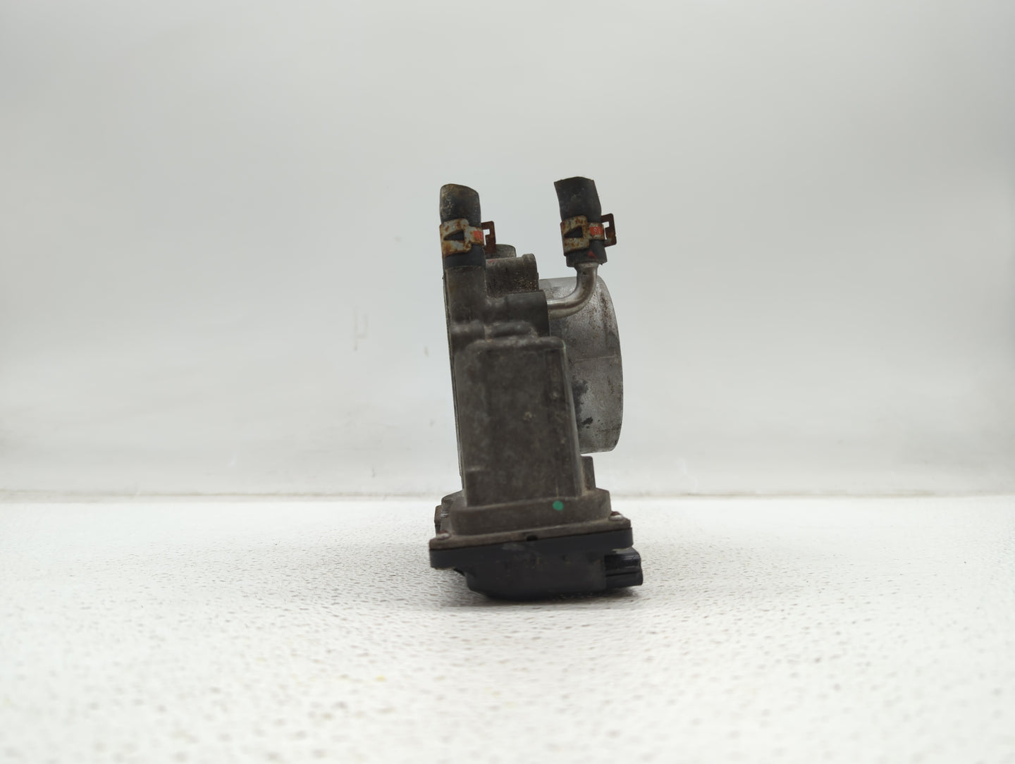 2008-2016 Toyota Highlander Throttle Body P/N:22030-0P050 22030-31030 Fits OEM Used Auto Parts - Oemusedautoparts1.com