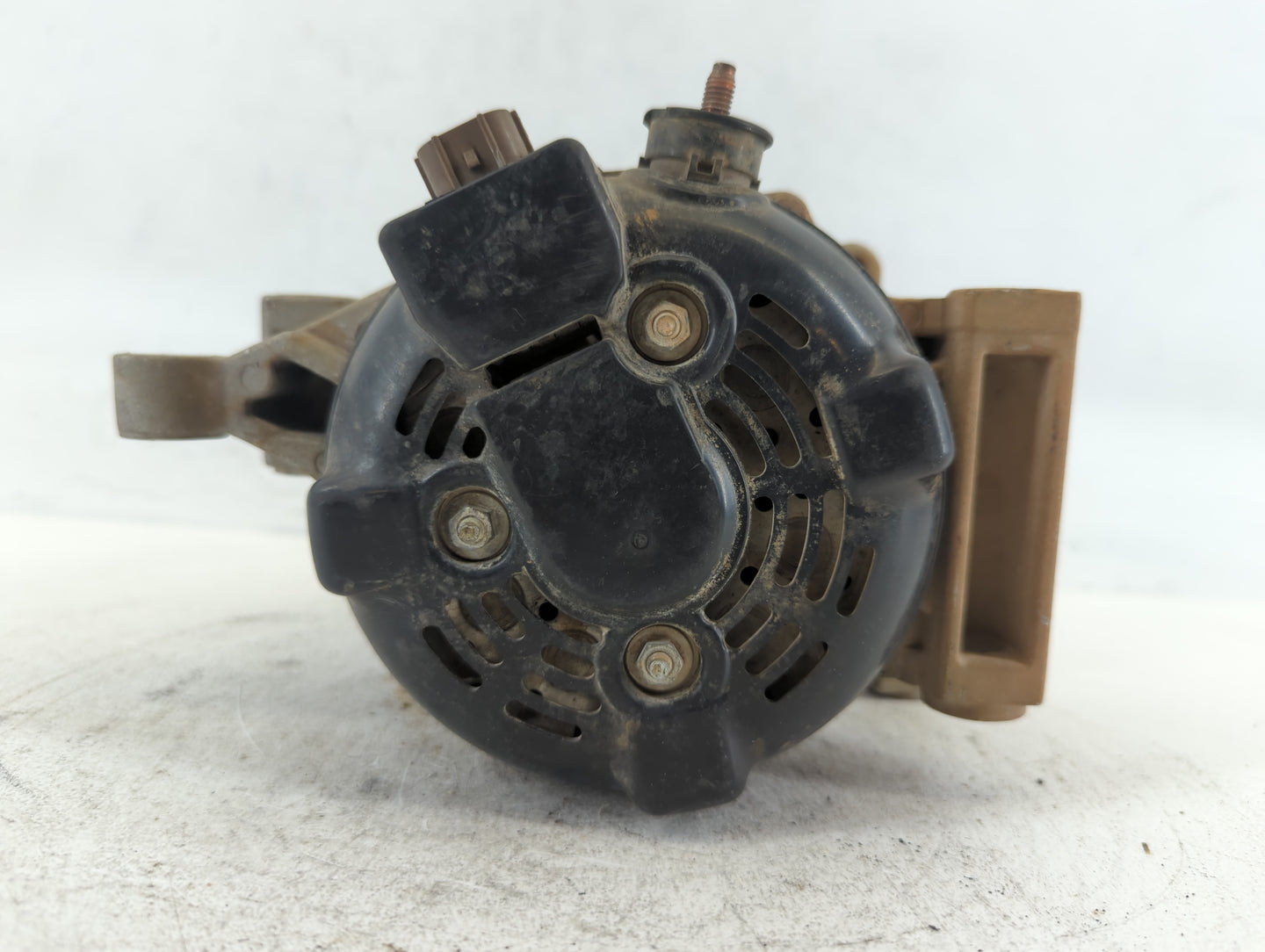 2016-2021 Toyota Land Cruiser Alternator Replacement Generator Charging Assembly Engine OEM P/N:20106/3-1-7 61644109 Fits OE