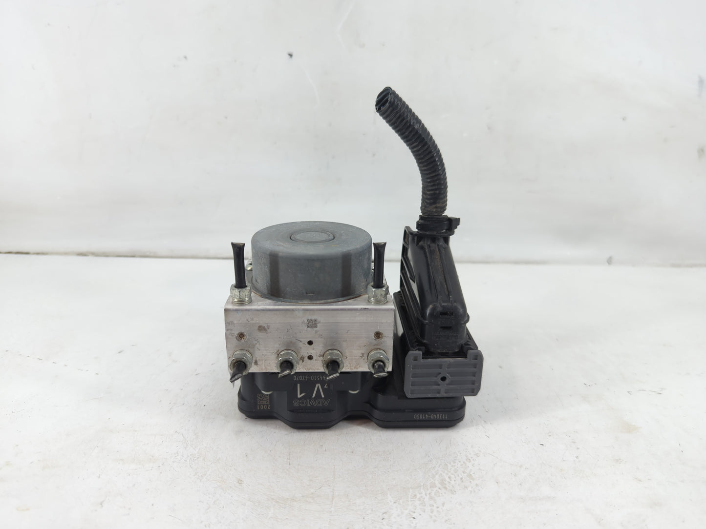 2016-2022 Toyota Prius ABS Pump Control Module Replacement P/N:113040-41030 Fits Fits 2016 2017 2018 2019 2020 2021 2022 OEM