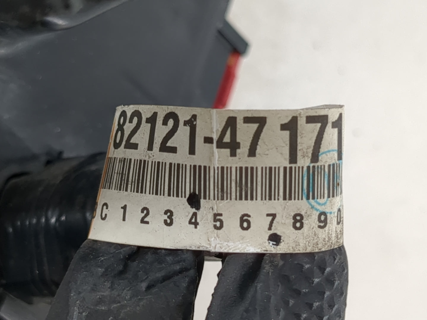 2016-2018 Toyota Prius Fusebox Fuse Box Panel Relay Module P/N:82641-47050 Fits Fits 2016 2017 2018 OEM Used Auto Parts - Oe
