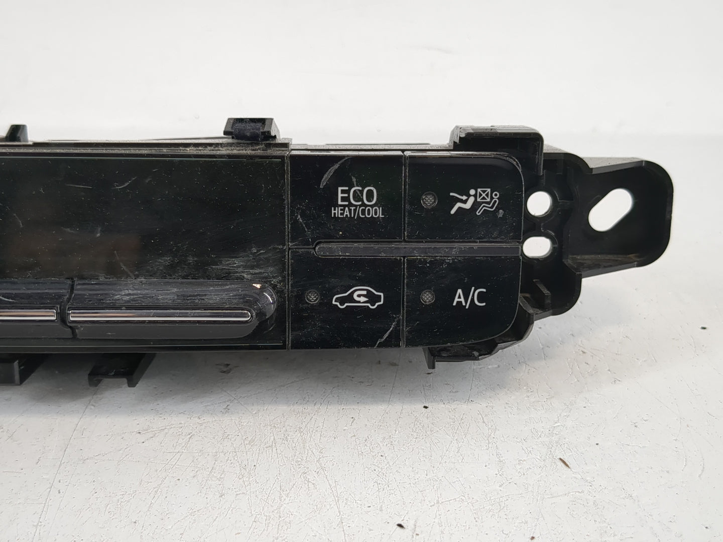 2016-2022 Toyota Prius Climate Control Module Temperature AC/Heater Replacement P/N:75H679 Fits OEM Used Auto Parts - Oemuse