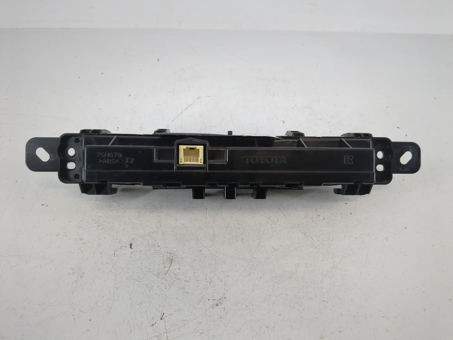 2016-2022 Toyota Prius Climate Control Module Temperature AC/Heater Replacement P/N:75H679 Fits OEM Used Auto Parts - Oemuse