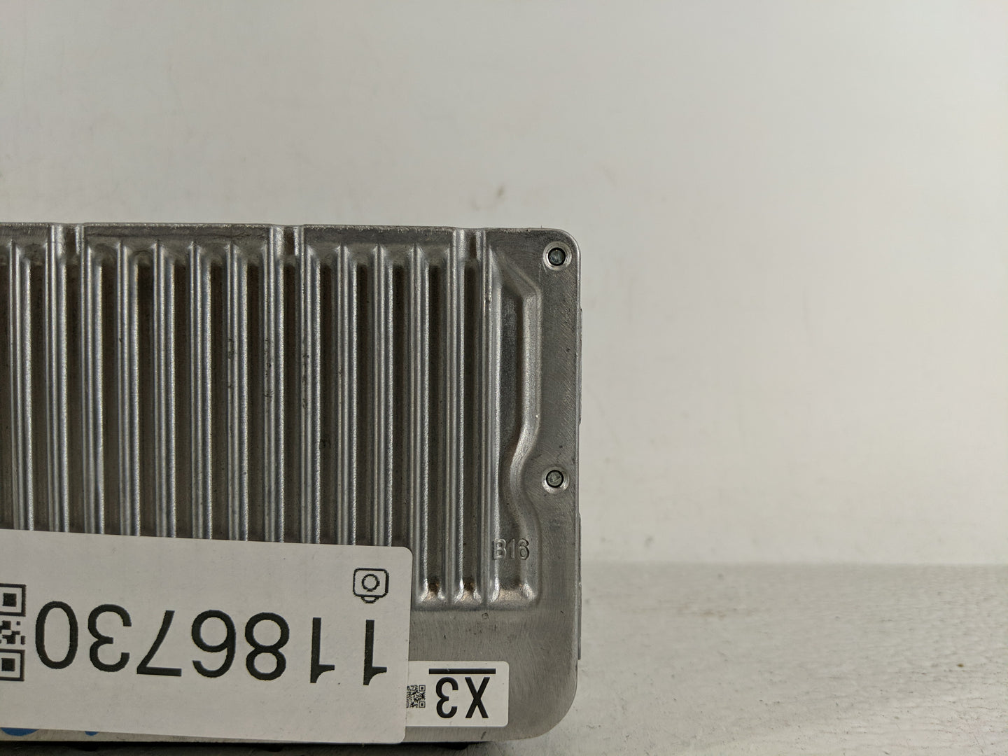 2016-2017 Toyota Prius PCM Engine Control Computer ECU ECM PCU OEM P/N:89661-5C750 Fits Fits 2016 2017 OEM Used Auto Parts -