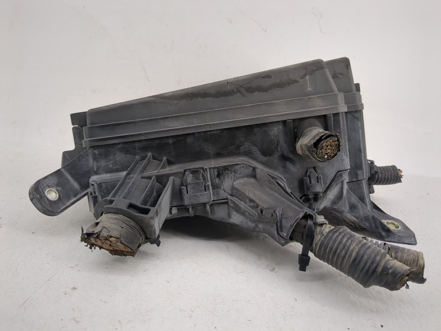 2016-2018 Toyota Prius Fusebox Fuse Box Panel Relay Module P/N:82641-47050-A Fits Fits 2016 2017 2018 OEM Used Auto Parts - 