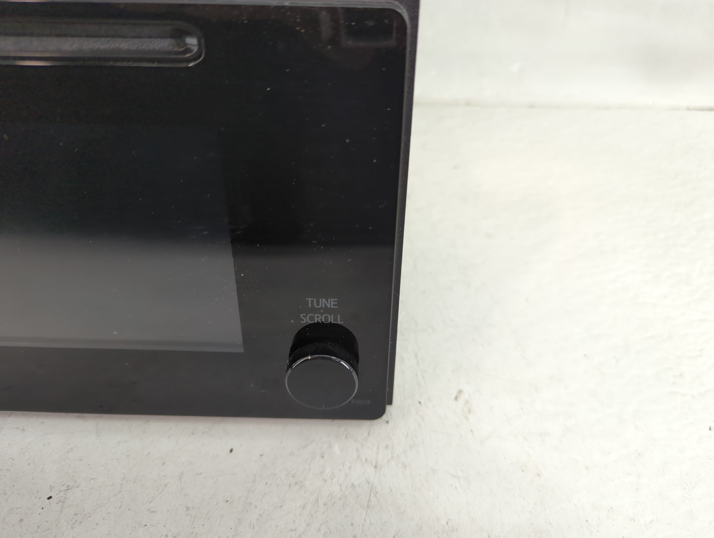 2016-2018 Toyota Prius Radio AM FM Cd Player Receiver Replacement P/N:86140-47270 Fits Fits 2016 2017 2018 OEM Used Auto Par