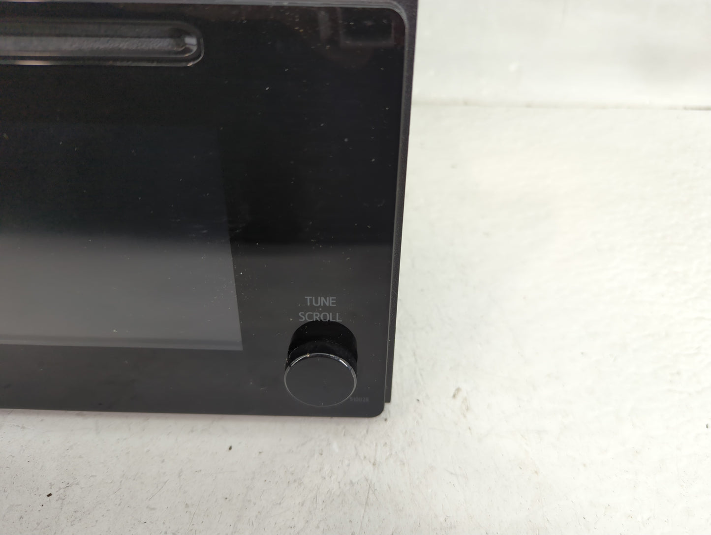 2016-2018 Toyota Prius Radio AM FM Cd Player Receiver Replacement P/N:86140-47270 Fits Fits 2016 2017 2018 OEM Used Auto Par