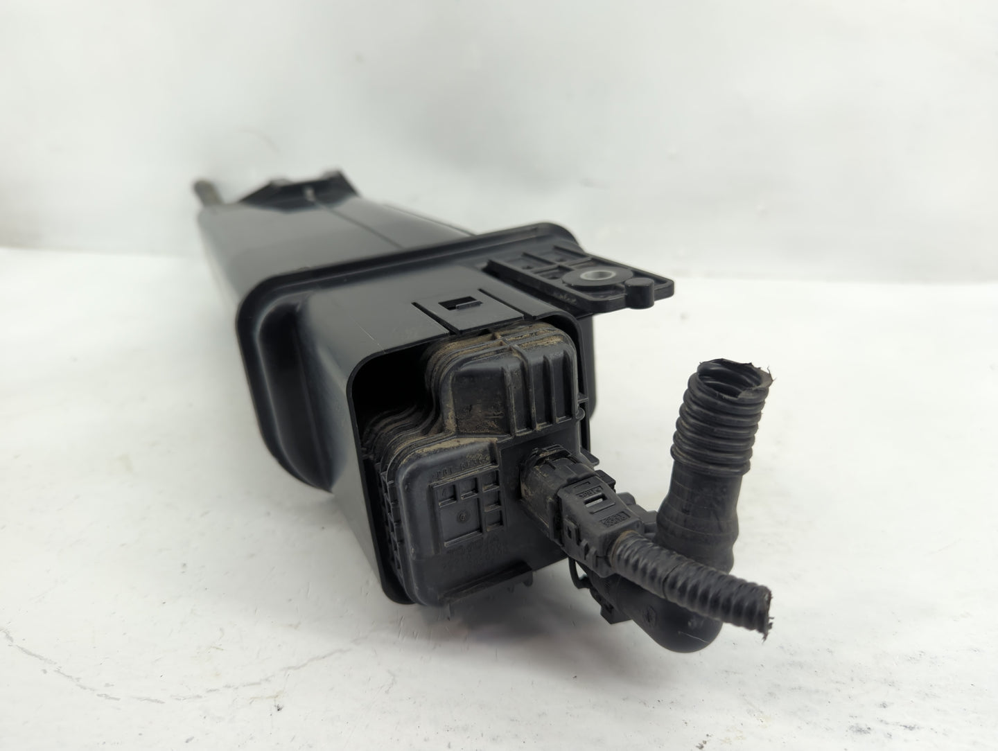 2016 Toyota Prius Fuel Vapor Charcoal Canister - Oemusedautoparts1.com