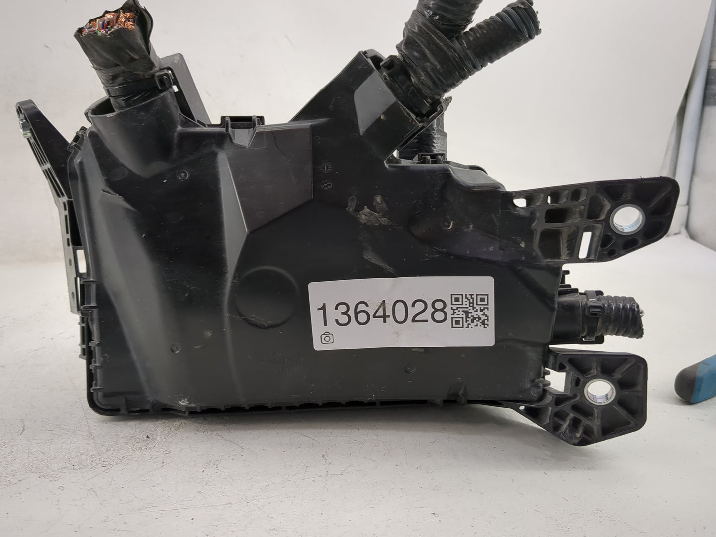 2016-2018 Toyota Prius Fusebox Fuse Box Panel Relay Module Fits Fits 2016 2017 2018 OEM Used Auto Parts - Oemusedautoparts1.