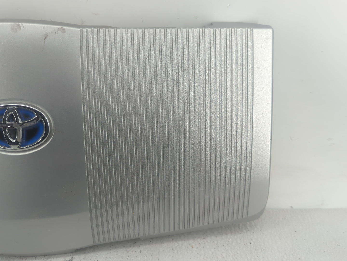 2016 Toyota Prius Engine Cover - Oemusedautoparts1.com
