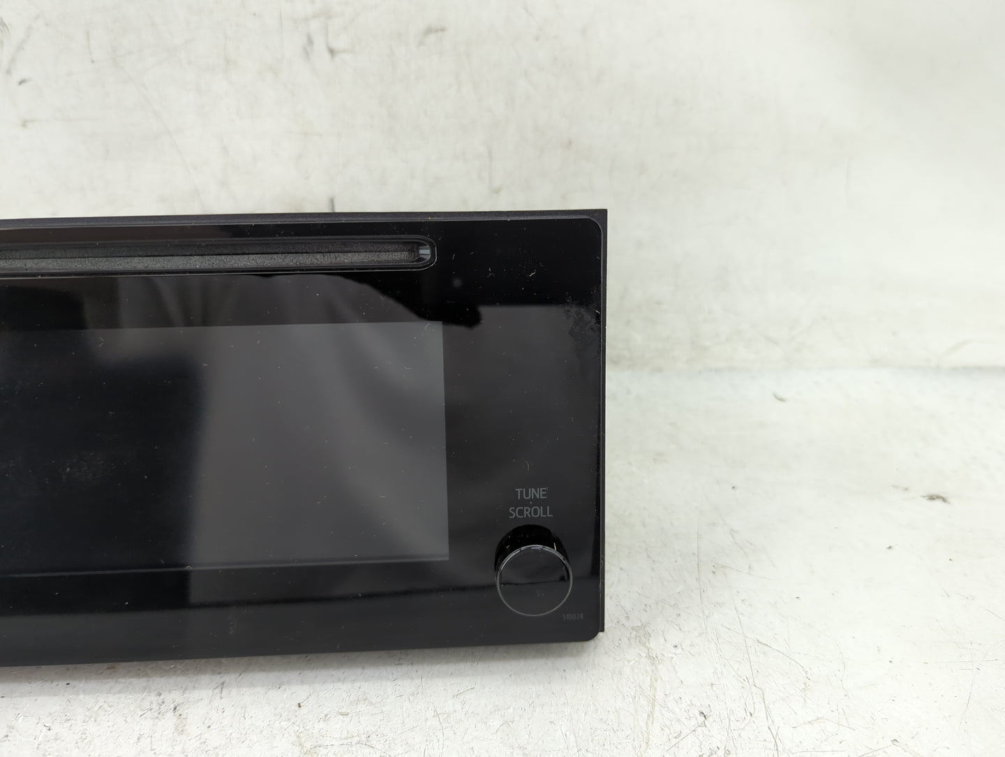 2016-2018 Toyota Prius Radio AM FM Cd Player Receiver Replacement P/N:86140-47270 Fits Fits 2016 2017 2018 OEM Used Auto Par