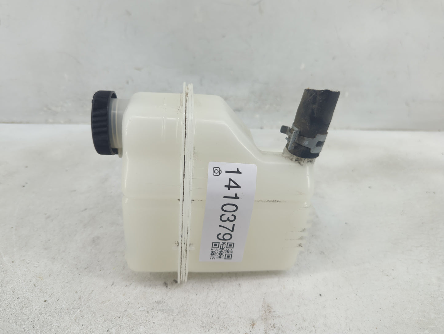Toyota Prius Radiator Coolant Overflow Expansion Tank Bottle 1410379 - Oemusedautoparts1.com
