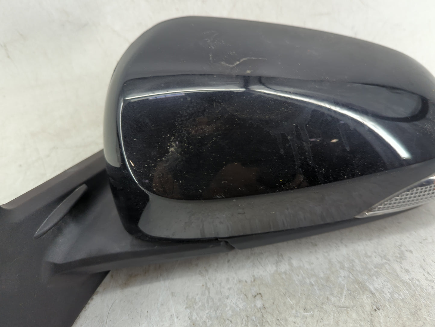 Toyota Prius Driver Left Side View Manual Door Mirror Black - Oemusedautoparts1.com