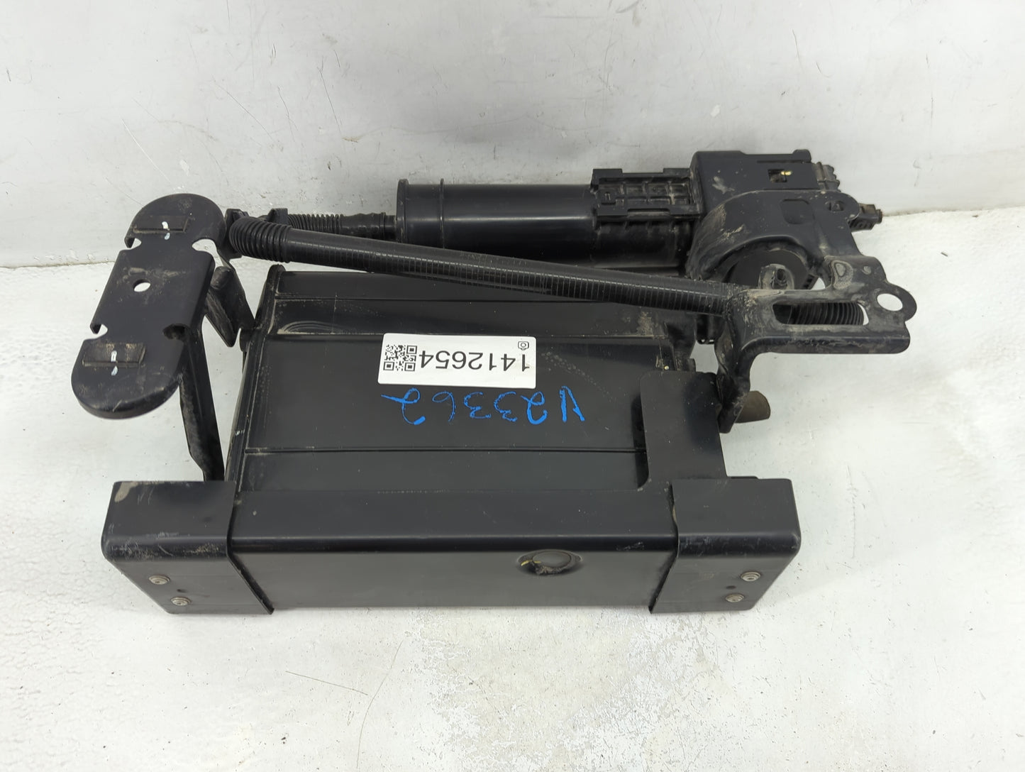 2016 Toyota Prius Fuel Vapor Charcoal Canister 1412654 - Oemusedautoparts1.com