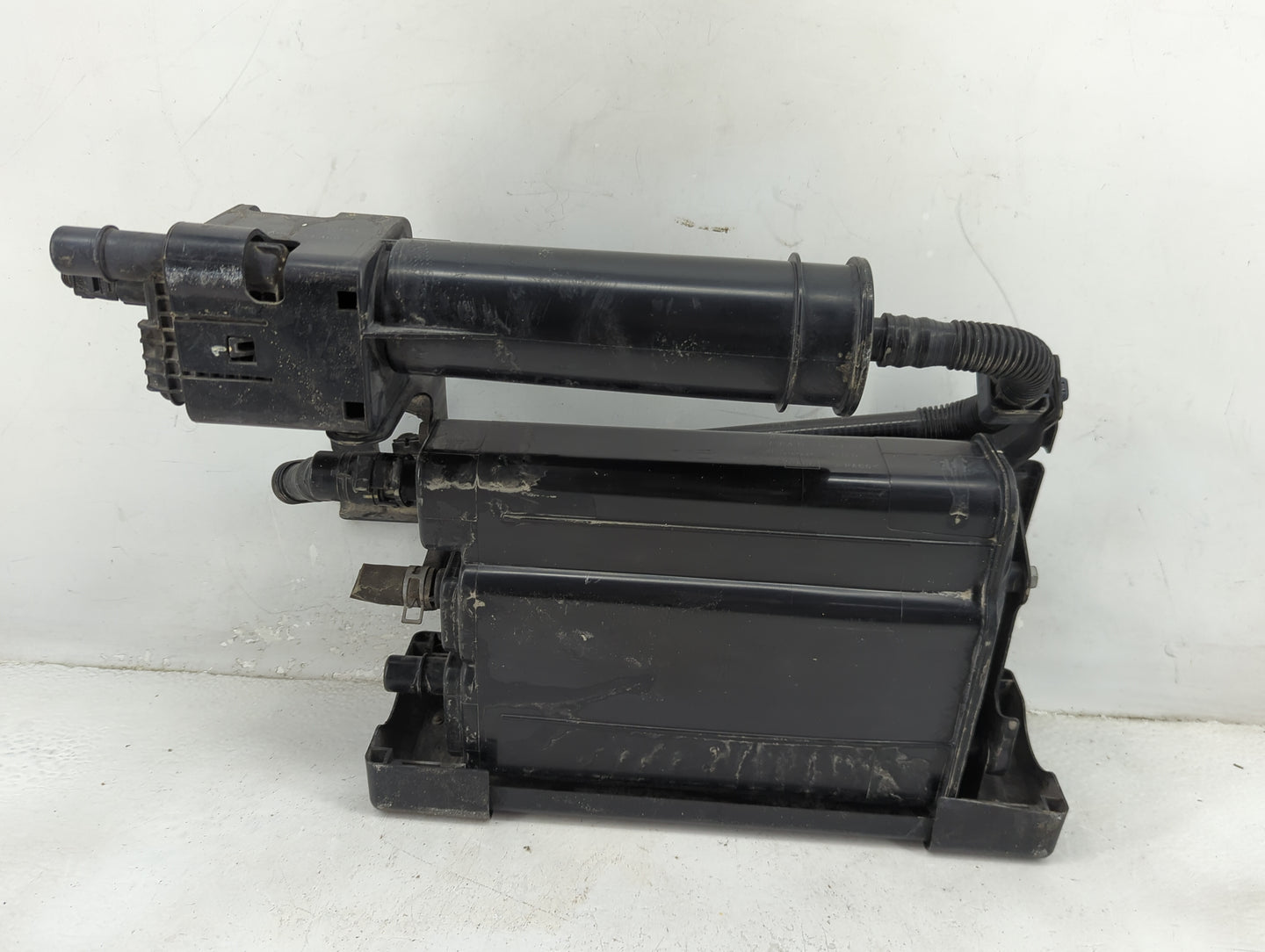 2016 Toyota Prius Fuel Vapor Charcoal Canister 1412654 - Oemusedautoparts1.com